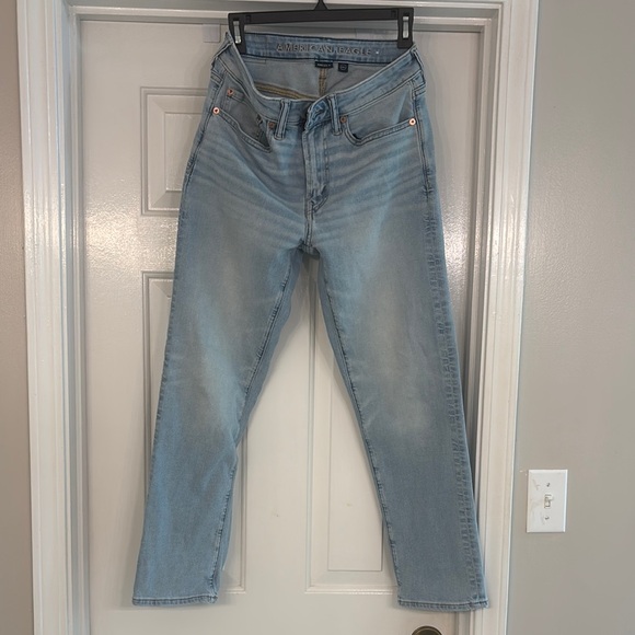 American Eagle Outfitters Blue Straight-Leg Jeans. Only worn ONCE. - Picture 1 of 4